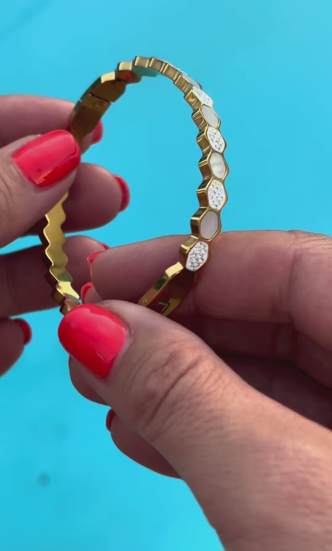 Pearl Crystal Honeycomb Bangle