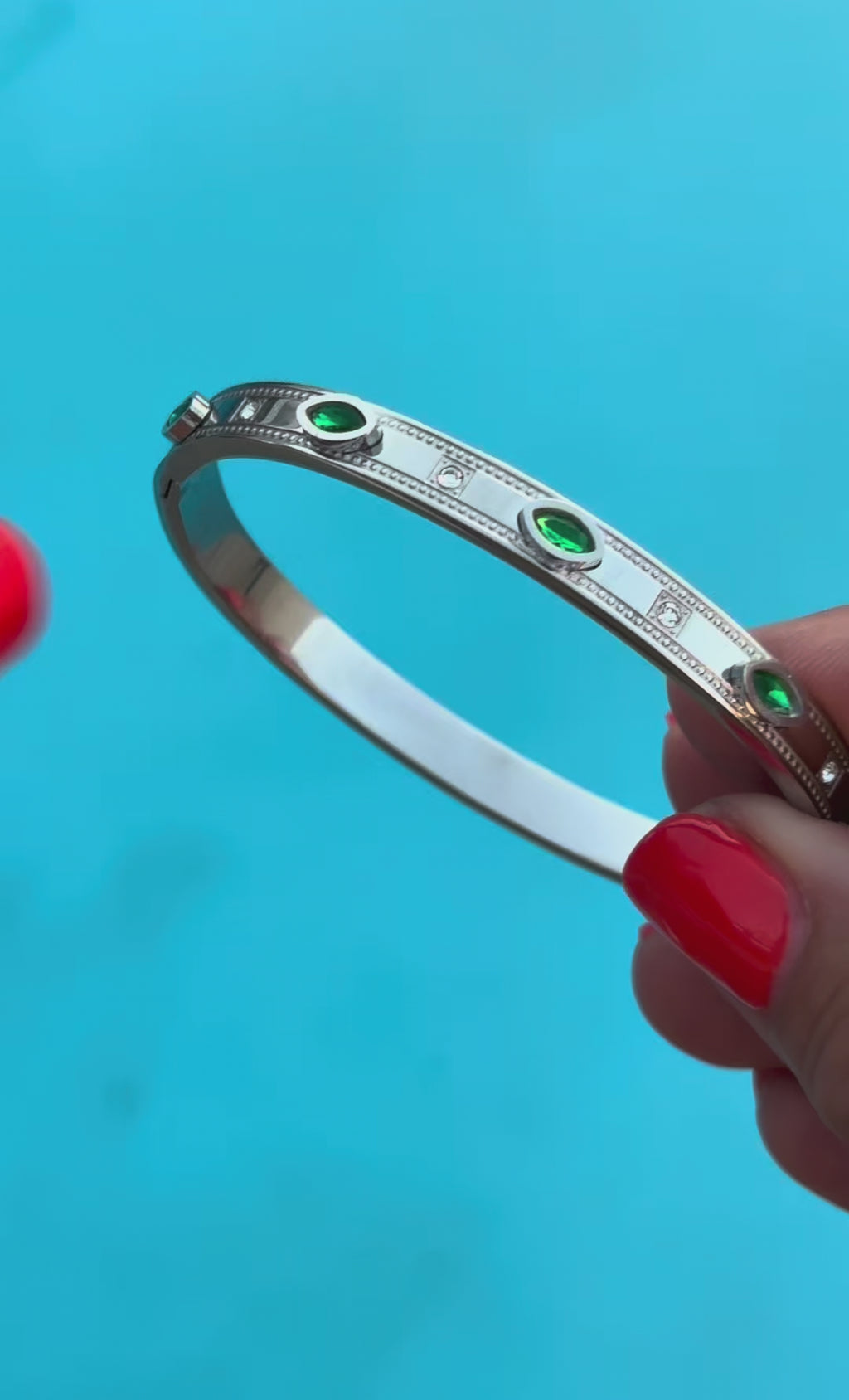 Silver Emerald Evil Eye Crystal Bangle